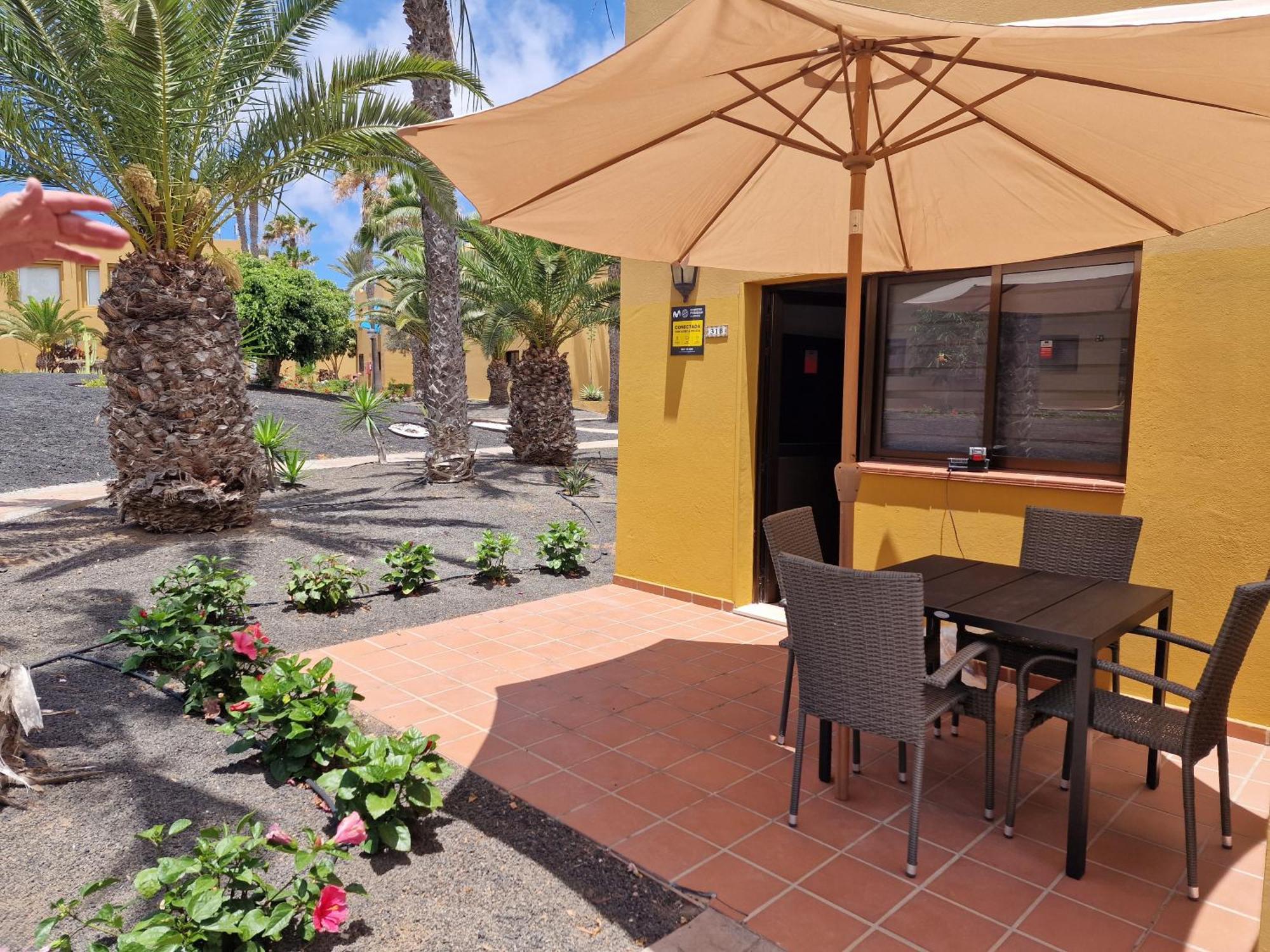 コラレホCasa Mari Y Jose Con Grandes Piscinas Y Wifi Gratisアパートメント エクステリア 写真