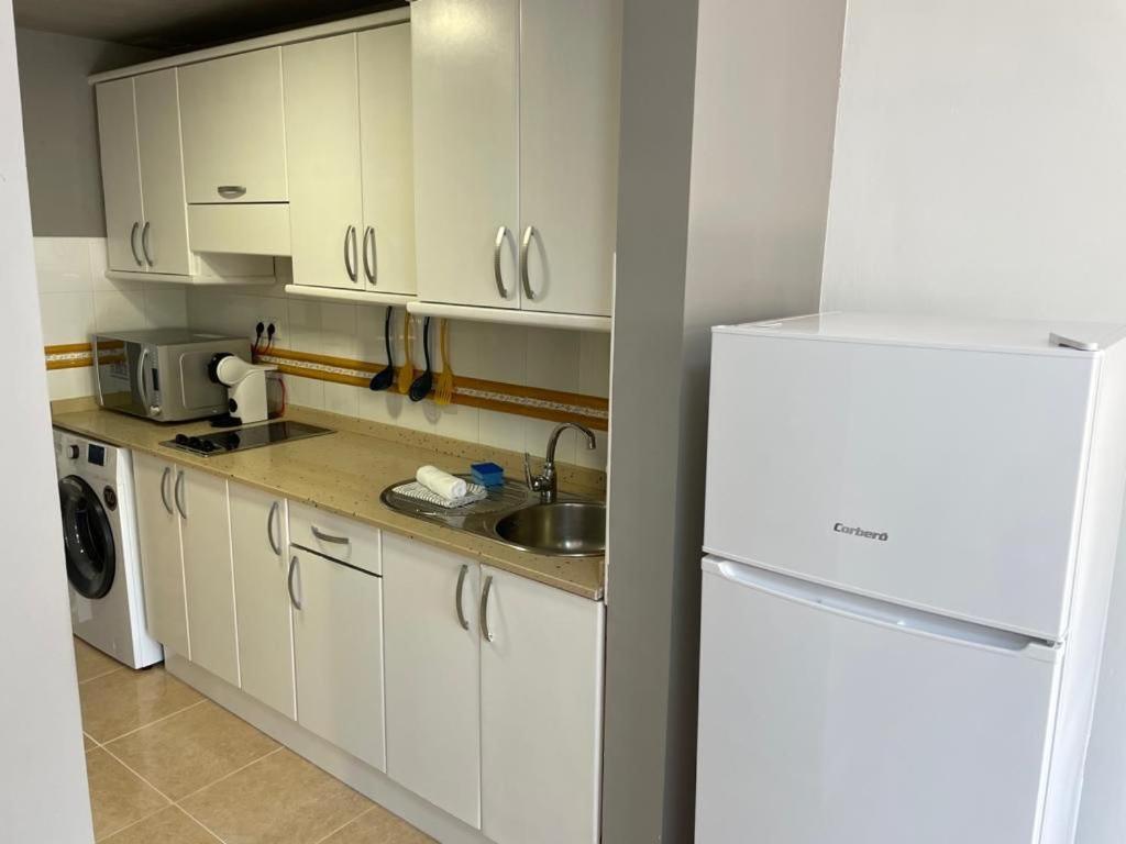 コラレホCasa Mari Y Jose Con Grandes Piscinas Y Wifi Gratisアパートメント エクステリア 写真